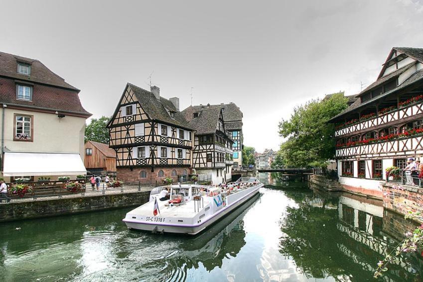 Au Coeur De La Petite France Apartment Strasbourg Exterior photo